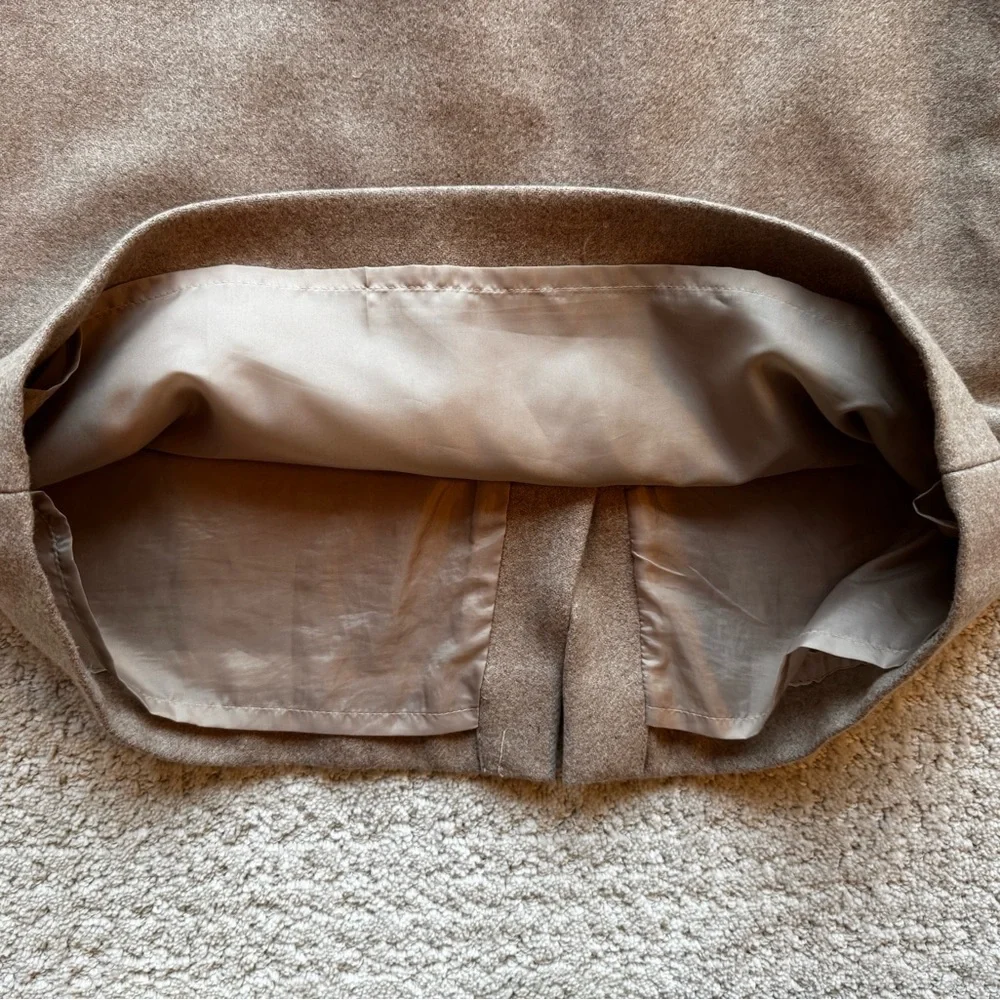 Elegant tan J. Crew pencil skirt - Picture 3 of 4